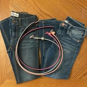 Bundle of Girls Jeans (with belts) Size 6-7